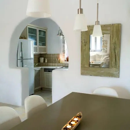 Serenity Next To Beach Santa Maria (Paros)